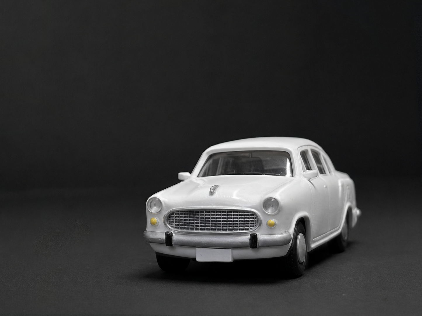 Hindustan Ambassador MK 3 1:54 scale